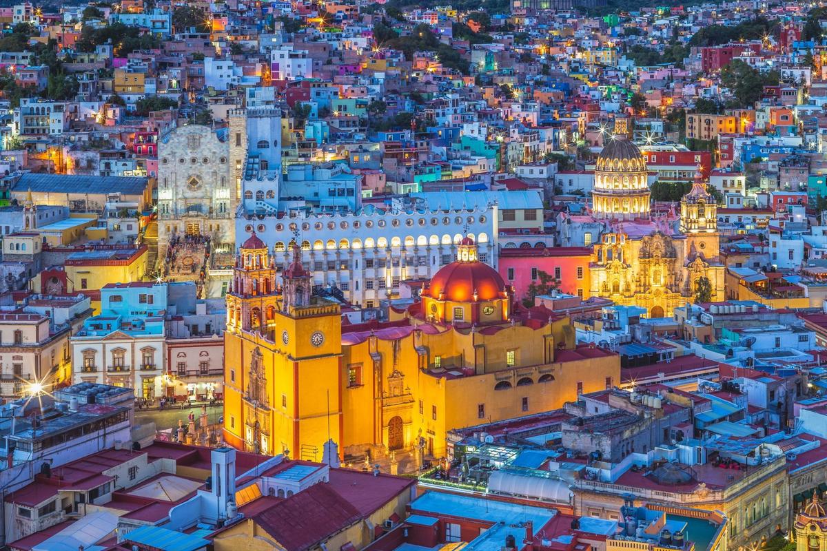 Ciudad de México je jednou z nejrychleji se propadajících metropolí světa (Zdroj: Shutterstock)