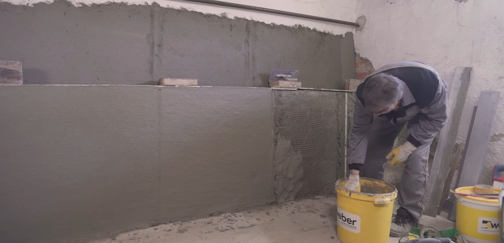 Speciální sanační omítka (Zdroj: Weber, Saint-Gobain Construction Products CZ)