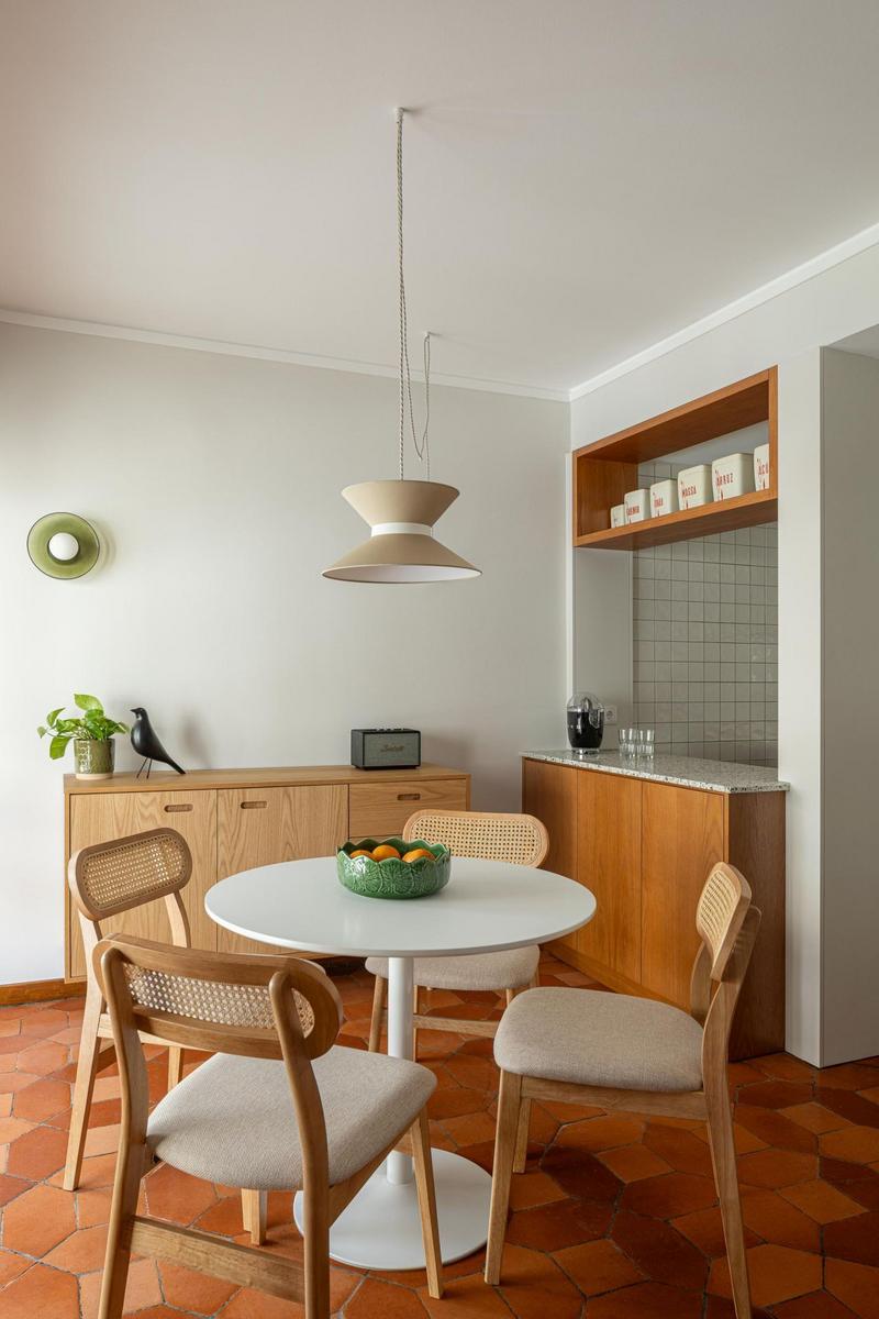 Architekt se tu snažil dodržet myšlenku, kterou do projektu vnesl jeho slavný předchůdce. (Foto: Ivo Tavares Studio)