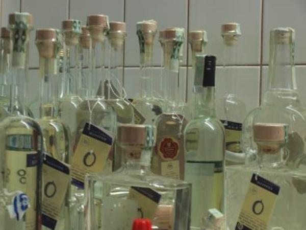 Vyrobené pálenky, Poněšice u Hluboké nad Vltavou (Foto: Petr Pojar)