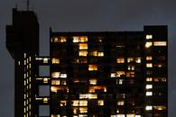 Od betonového postrachu k vyhledávané ikoně: Příběh londýnské Trellick Tower