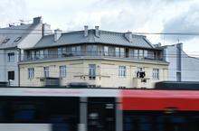 Činžák promyšlený napodruhé. Nástavba Harfa ukazuje, jak revitalizovat bydlení v Praze