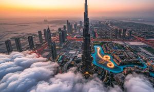 Burj Khalifa: Beton s ledem a klimatizace, která sbírá vydýchanou vlhkost