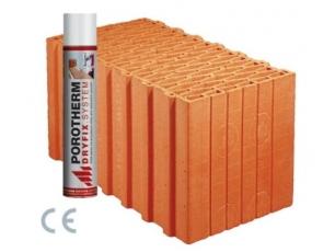 Broušené cihly DRY FIX pro zdění i v mrazu