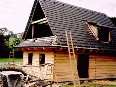 Tesařské práce využijeme doma i na zahradě