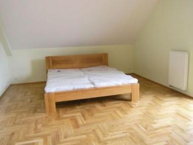Tradiční krása a trvanlivost dřevěných podlah