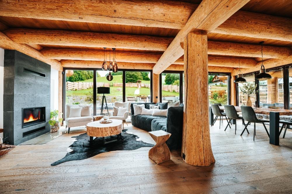 Dřevostavba Post and Beam - Meltoni, interiér; Dům měsíce srpna 2026 (Zdroj: Sruby Urban)