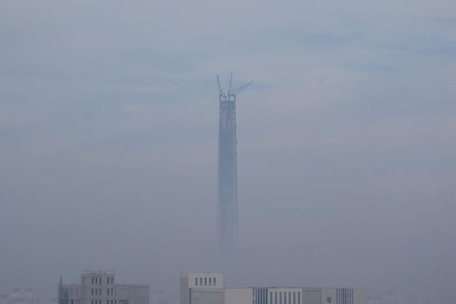 China 117 Tower (Zdroj: Wikipedie, Foto: Amazingloong / CC BY-SA 4.0)