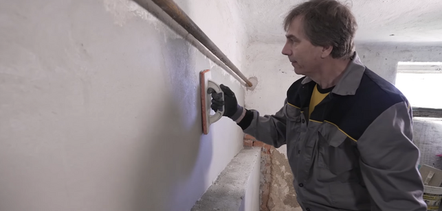 Speciální sanační omítka (Zdroj: Weber, Saint-Gobain Construction Products CZ)