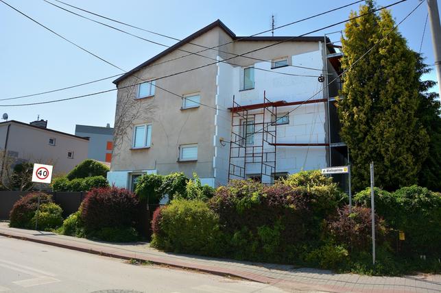 U starého nezatepleného domu je první krok jasný: zateplit (Foto: Shutterstock)