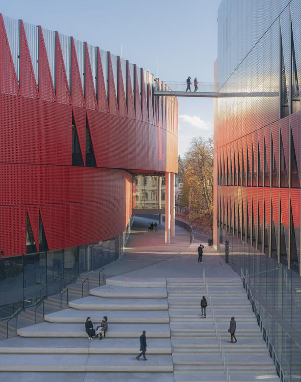Horácká multifunkční aréna (Zdroj: Archiv soutěže Grand Prix Architektů – Národní cena za architekturu 2026, Foto: Laurian Ghinitoiu)